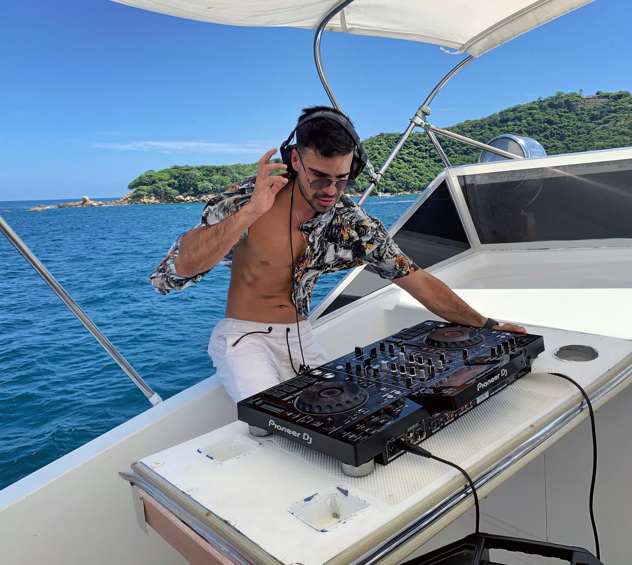 DJ & Entretenimiento